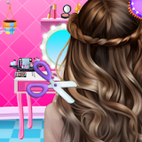 Crafting charming fishtail braids in this cute online styling game!